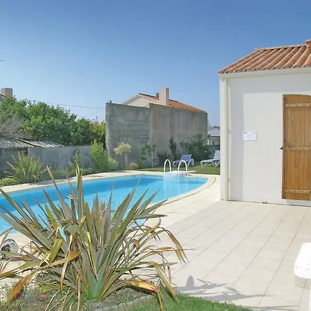 Holiday La Versenne